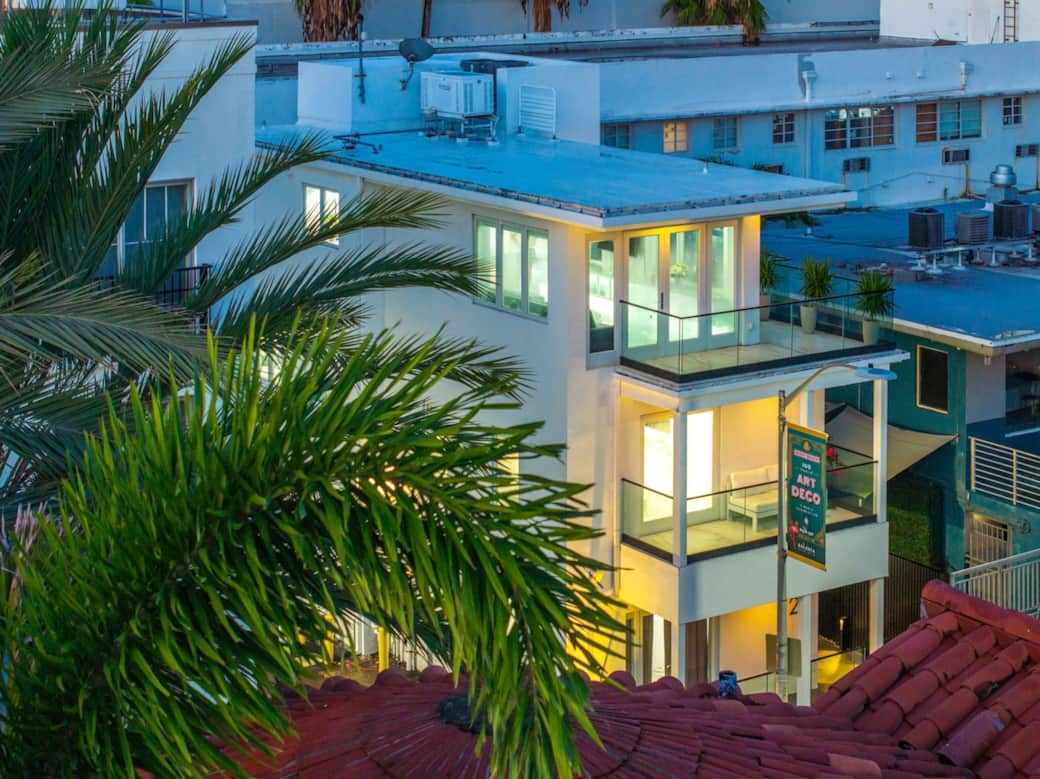 EXTERIOR: MODERN MANSION OF MIAMI 50 feet from Versace Mansion. 200 feet from South Beach. Modern Mansion of Miami is the ONLY free standing residence in the heart of South Beach. Photo taken via drone over Versace Mansion. Red roof is Versace. EXTERIOR: MODERN MANSION OF MIAMI 50 feet from Versace Mansion. 200 feet from South Beach. Modern Mansion of Miami is the ONLY free standing residence in the heart of South Beach. Photo taken via drone over Versace Mansion. Red roof is Versace.