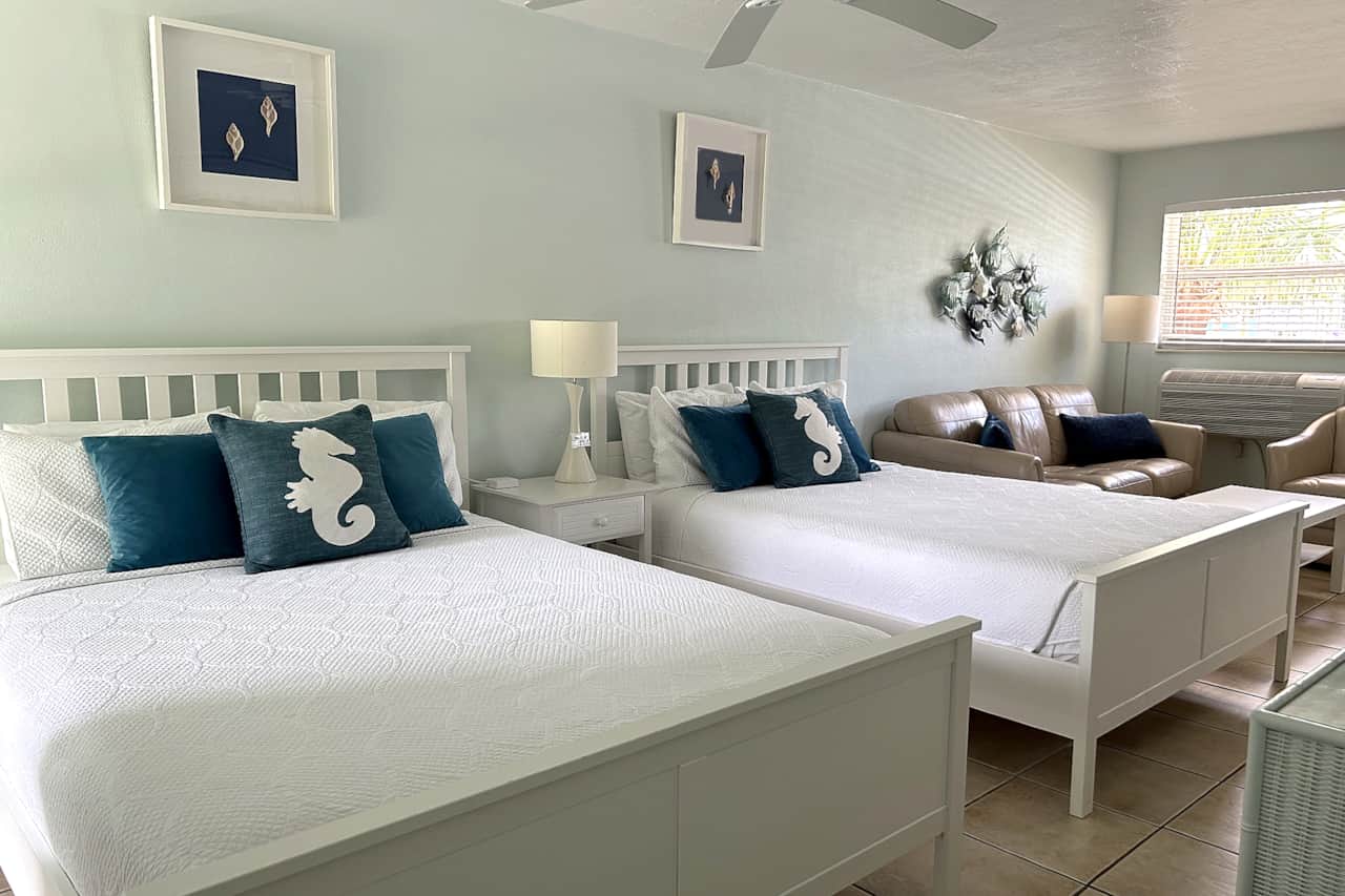 #24 - Two Queen Beds Sleep 4 People Comfortably.