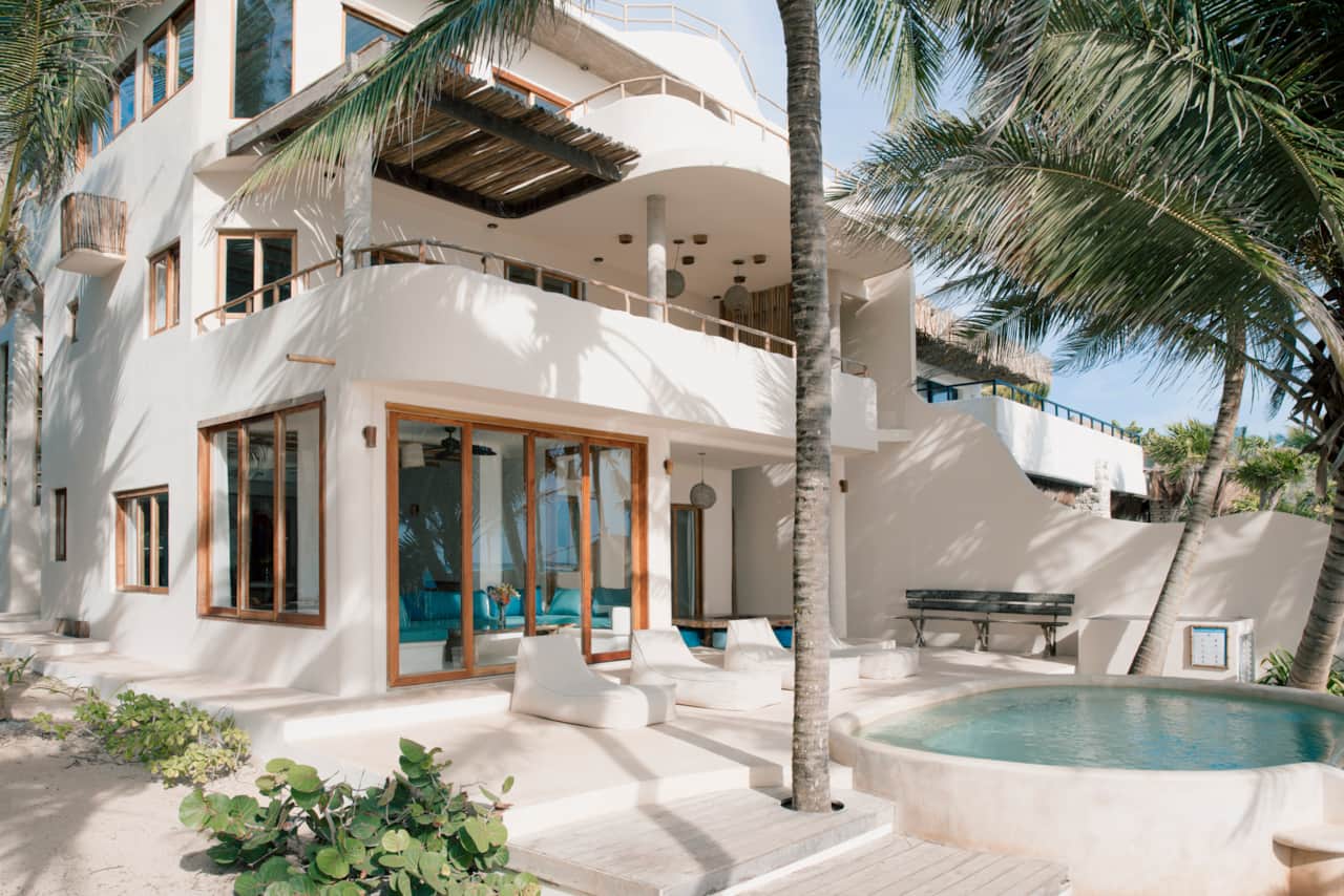 5BR Zorba Villa 5 with private seaside pool