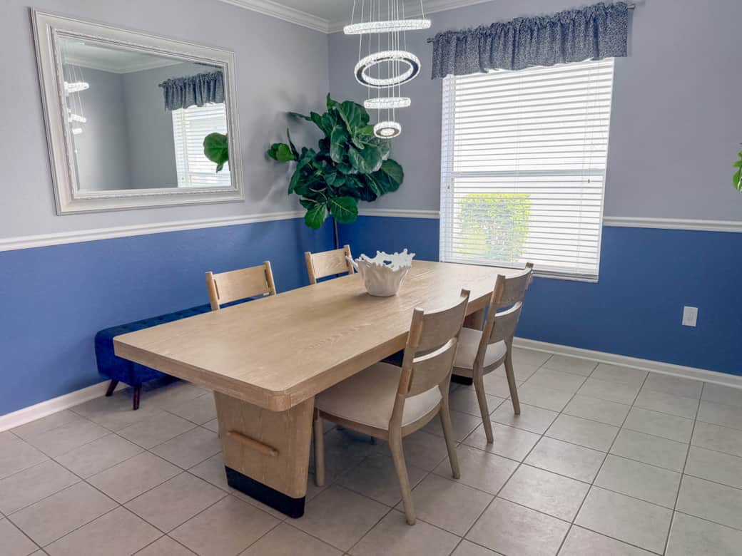 Spacious dining room