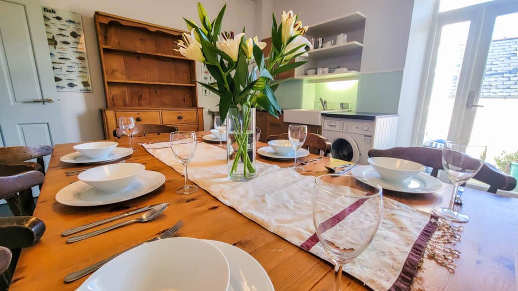 Cromlech kitchen c Cromlech kitchen c