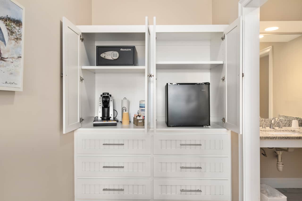 Charming built-ins with mini fridge and provided coffee!
