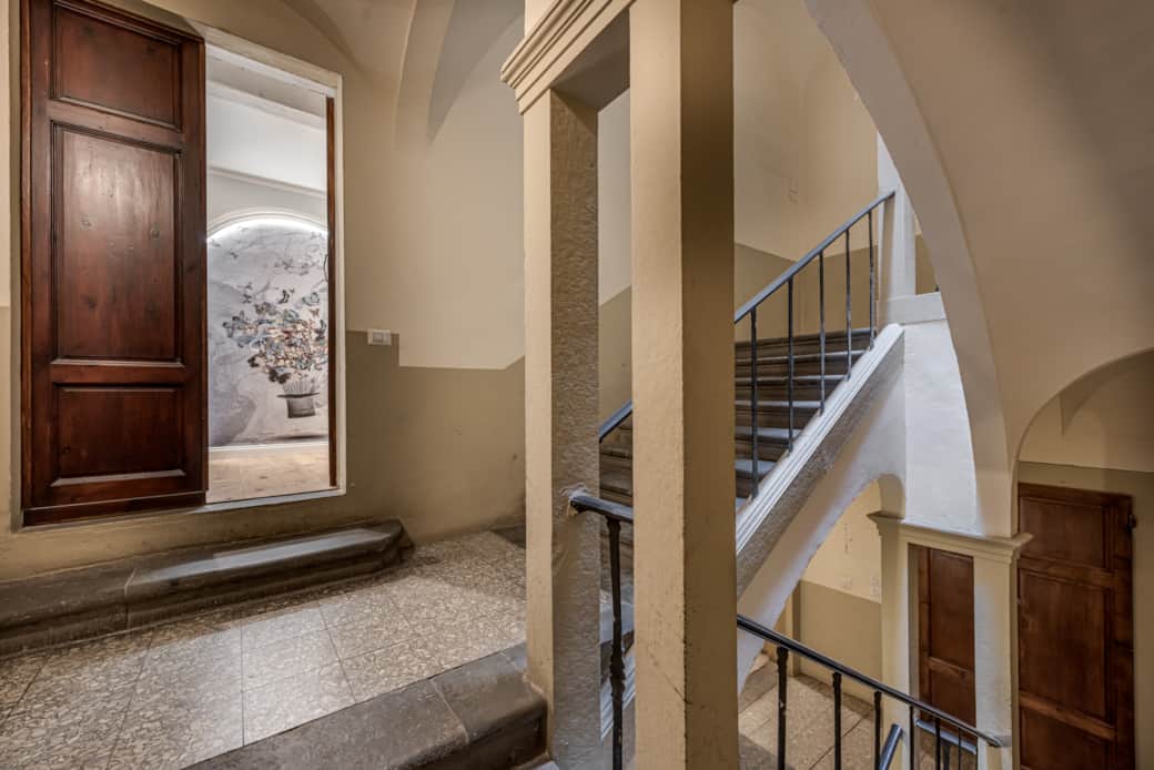 Entrance from stairs