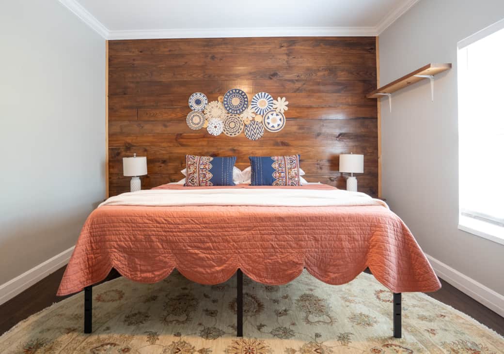 Bedroom 1 - King Bed