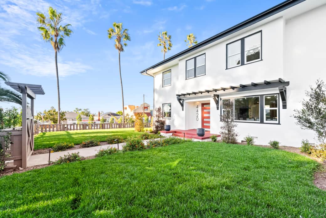 Vista voltaire coastal exterior san diego