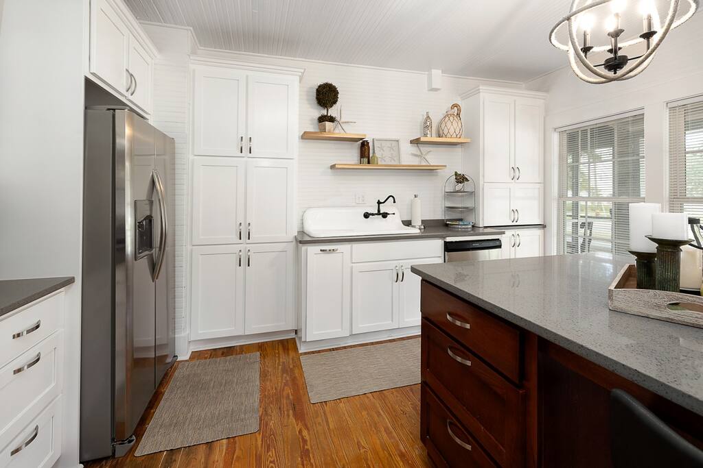 Fully stocked kitchen with island