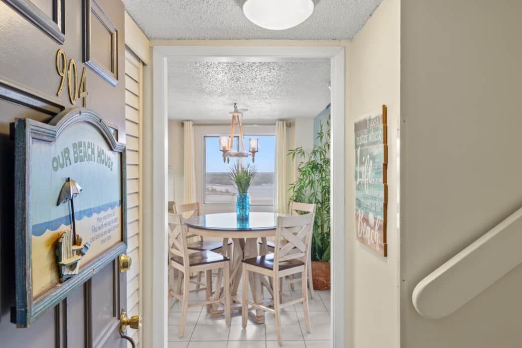 Pinnacle Port A-904 01 Pinnacle Port A-904 01