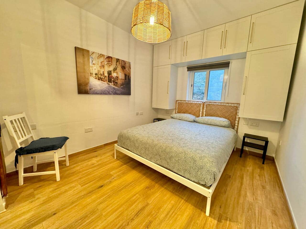 Master bedroom with ensuite – comfort and privacy