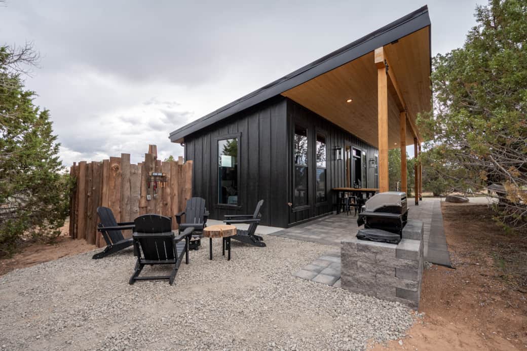 Cozy fire pit evenings under starlit Southern Utah skies.