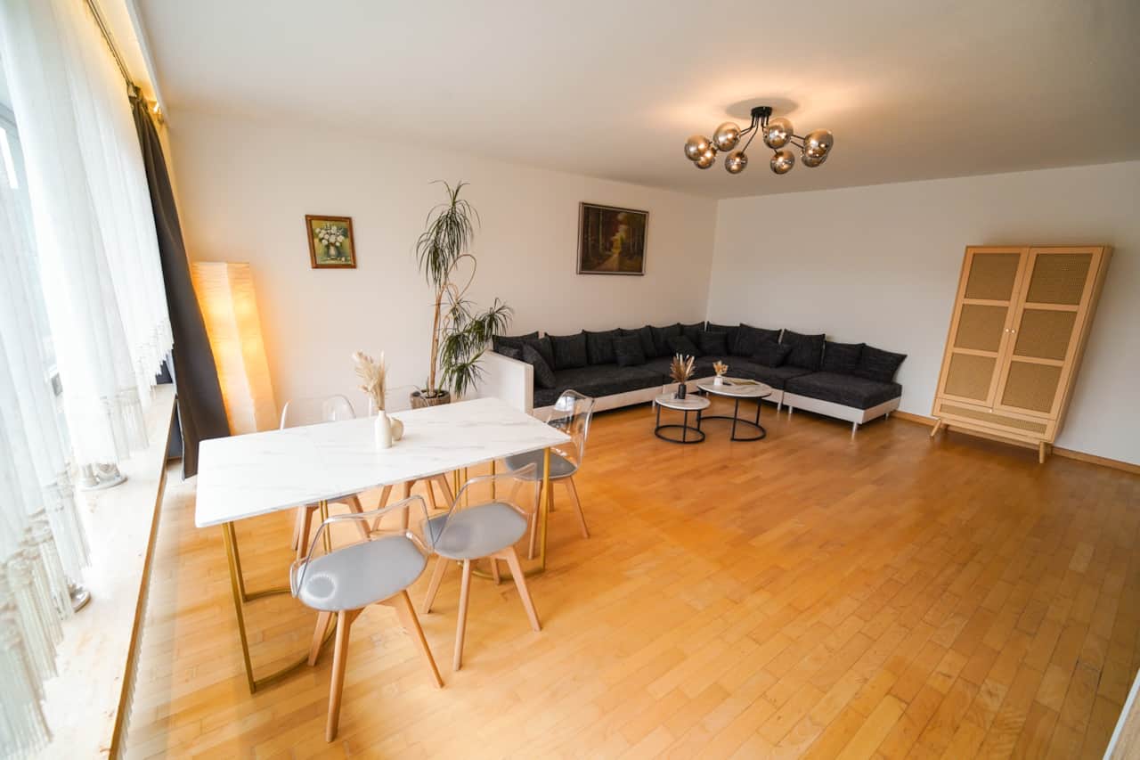 Wohnbereich/Living Room