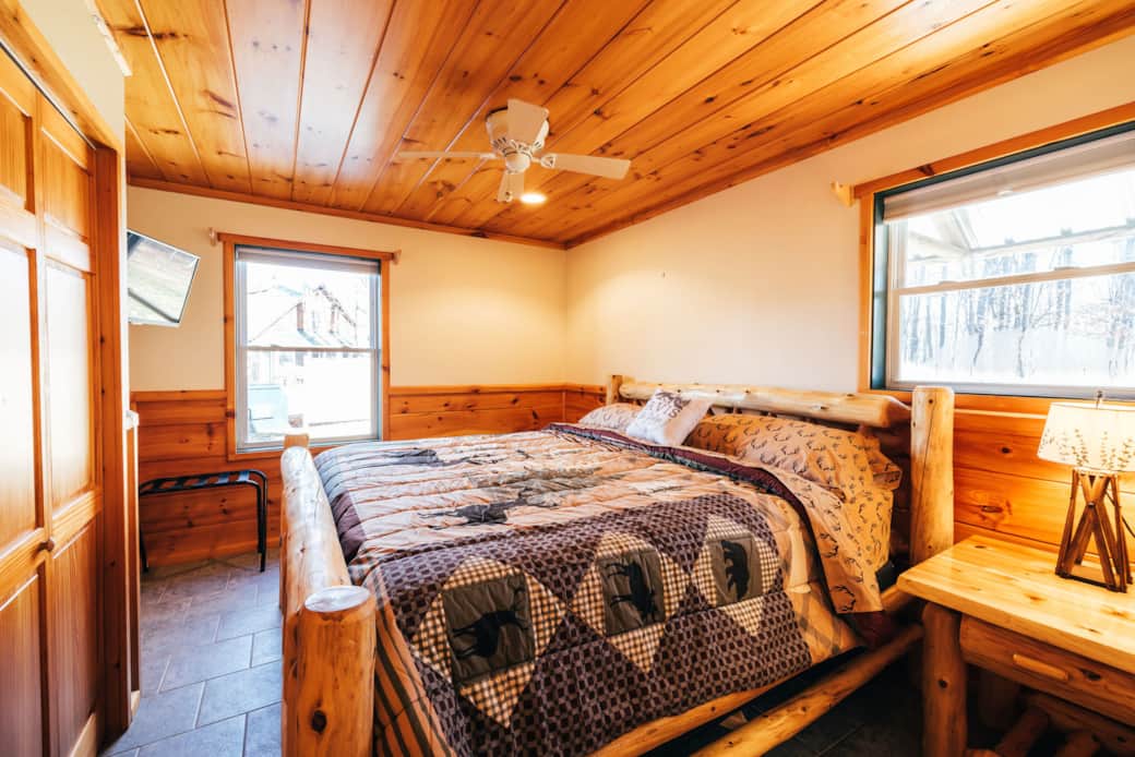 Ground Floor Bedroom w/King Size Bed