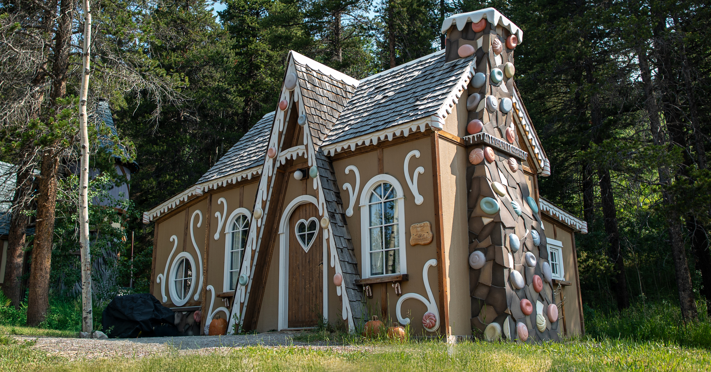 Gingerbread Cottage