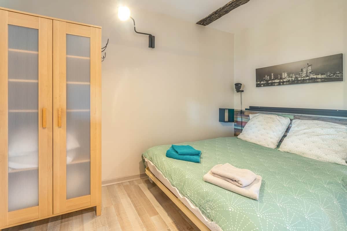 Espace nuit avec lit 140cm
