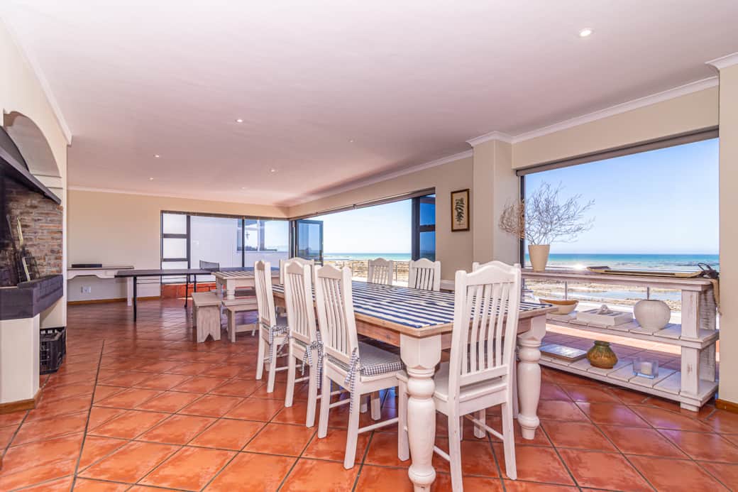 Dining1 Level2 Dining1 Level2