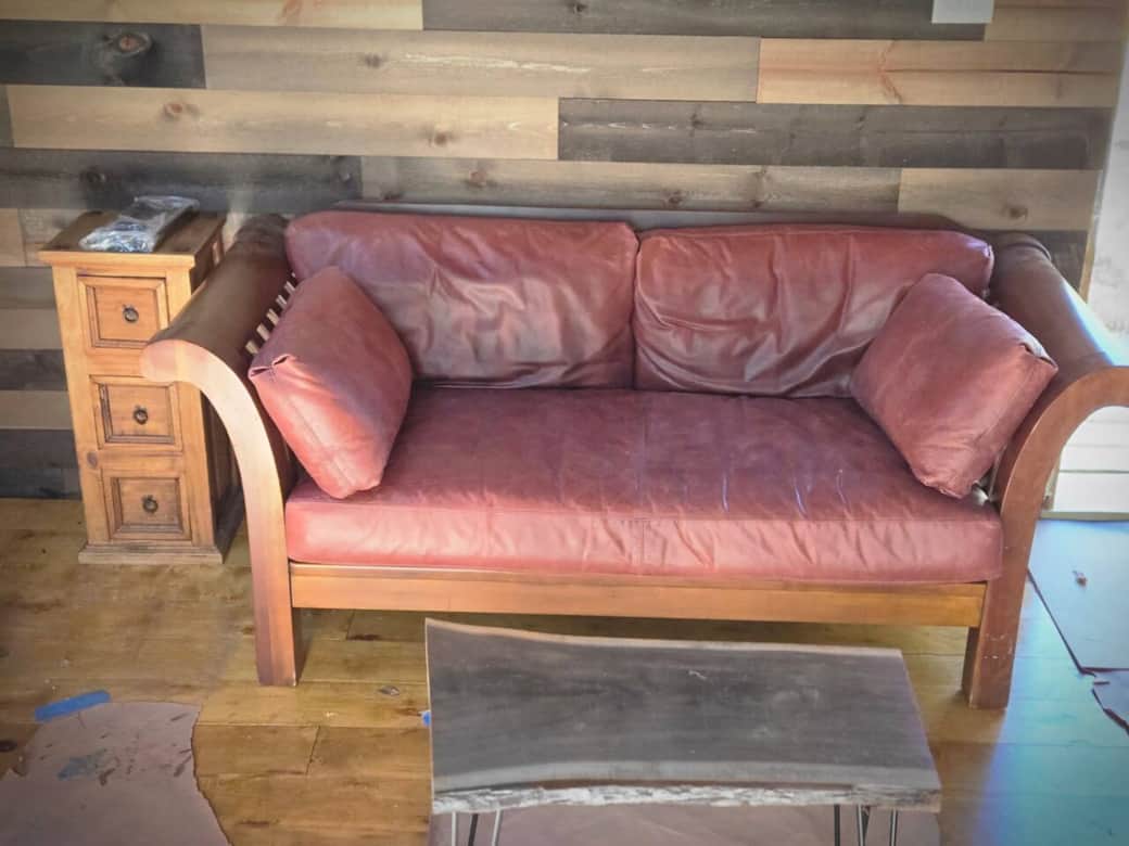 Love seat Love seat