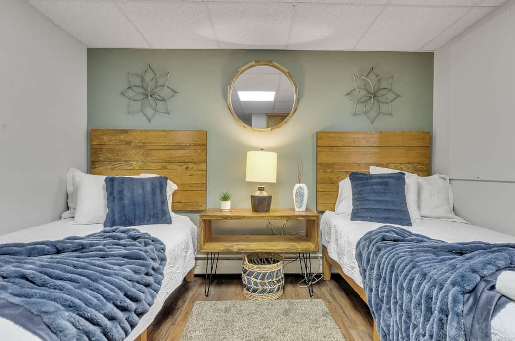 Flexible second bedroom setup perfect for friends or families Flexible second bedroom setup perfect for friends or families