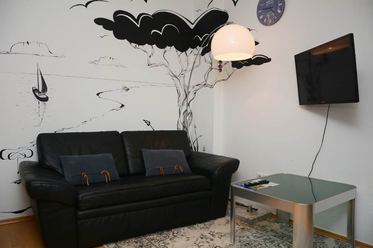 Schlafcouch (120x200) in der Wohnküche