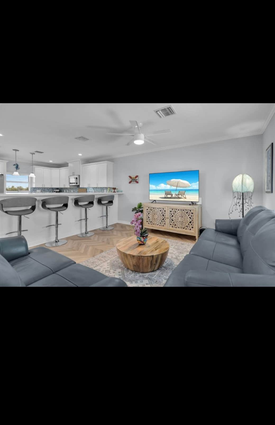 Living room on top floor Living room on top floor