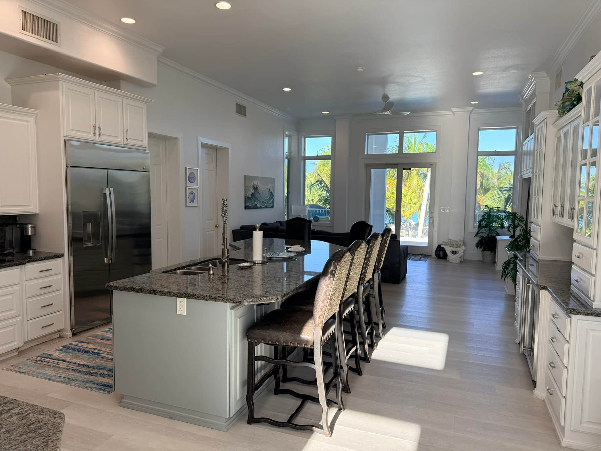 Kitchen - Family Room.JPG