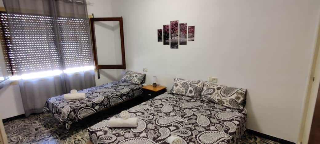 Costa Brava Apartment with Wifi and Beachfront in Barcelona - Triple Room with Window and Large Beds