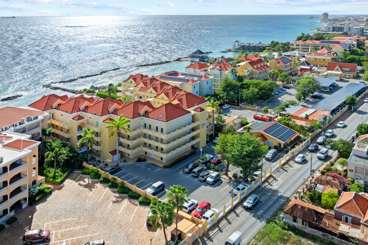 Ocean view met prive strand