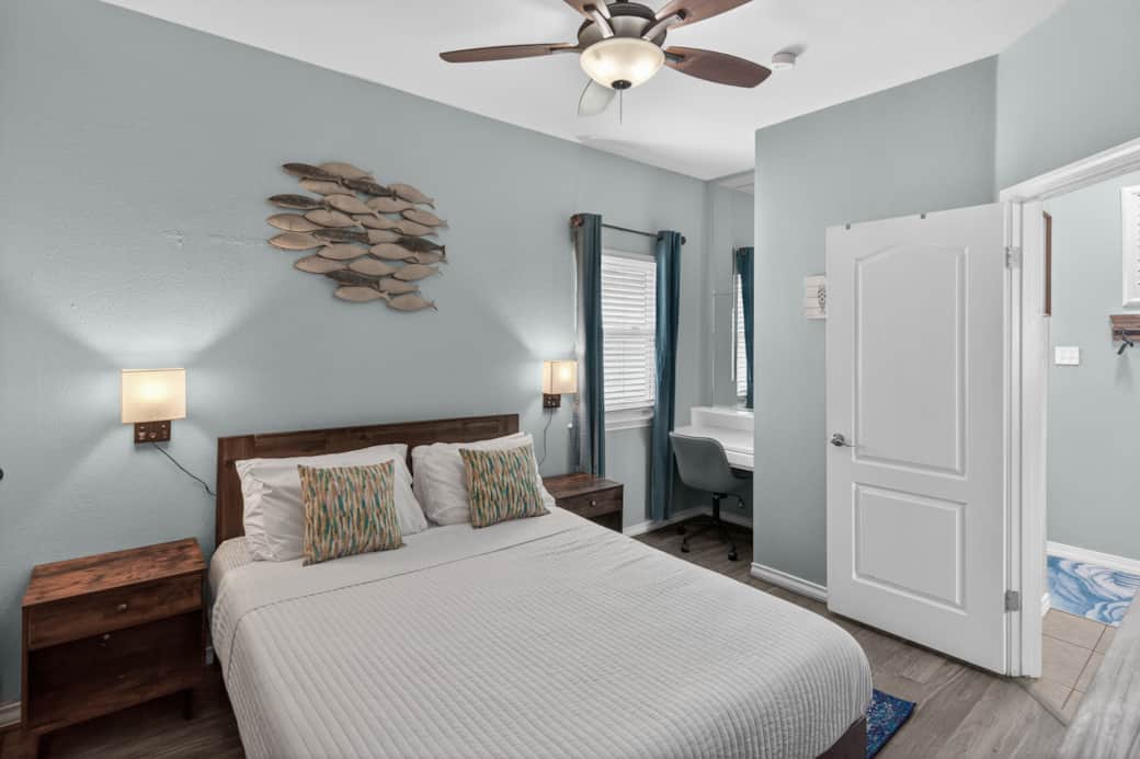 Downstairs Queen bedroom Downstairs Queen bedroom