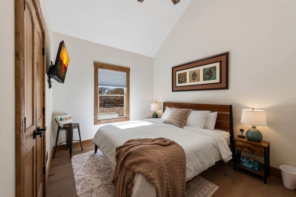 Guest Room 2 Guest Room 2