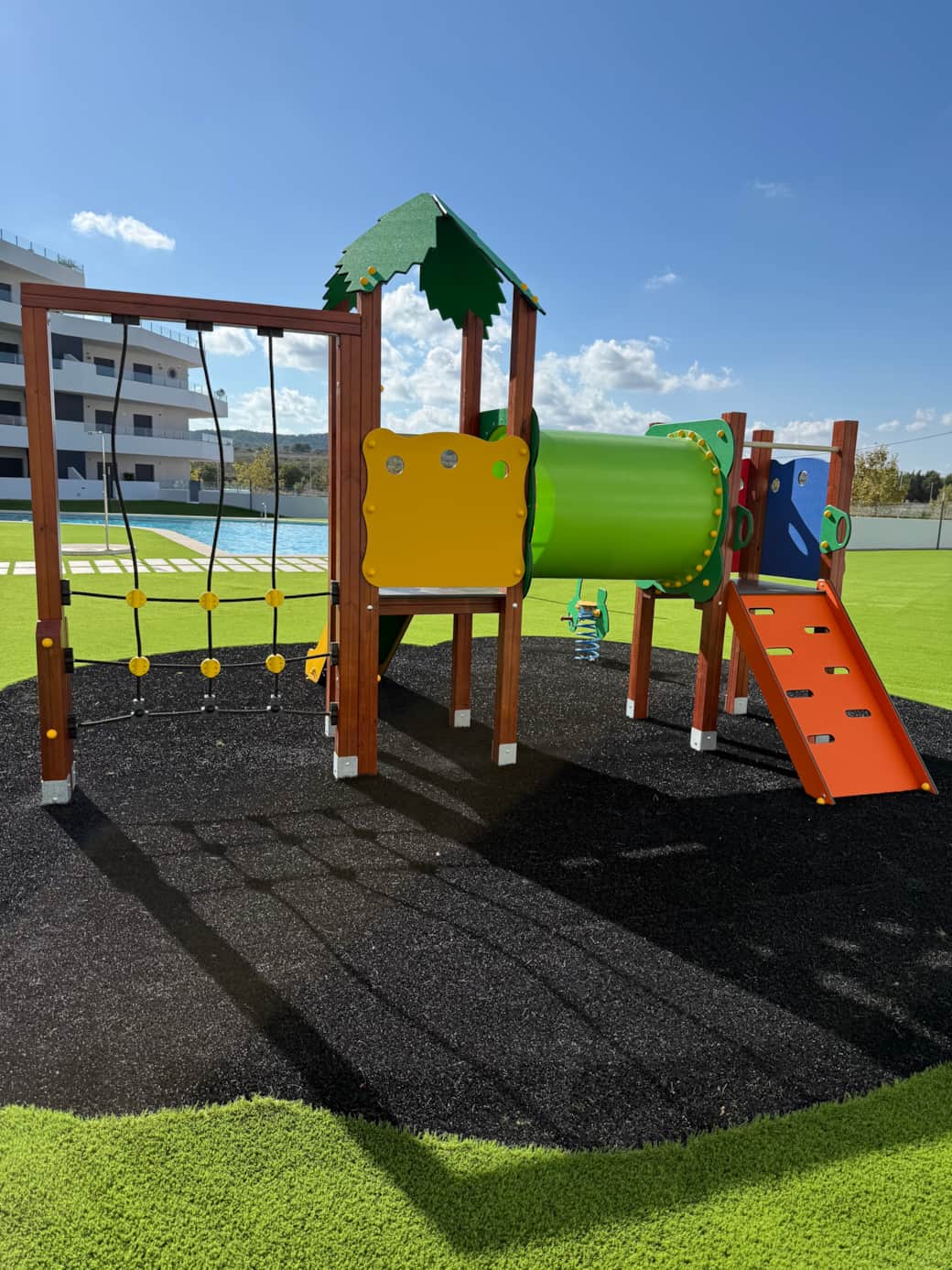 Paradise Resort - playground