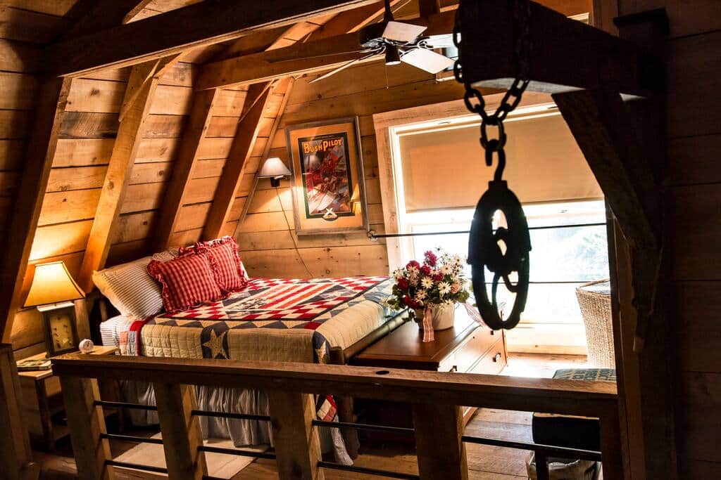 Full Loft with Half Bathroom Full Loft with Half Bathroom