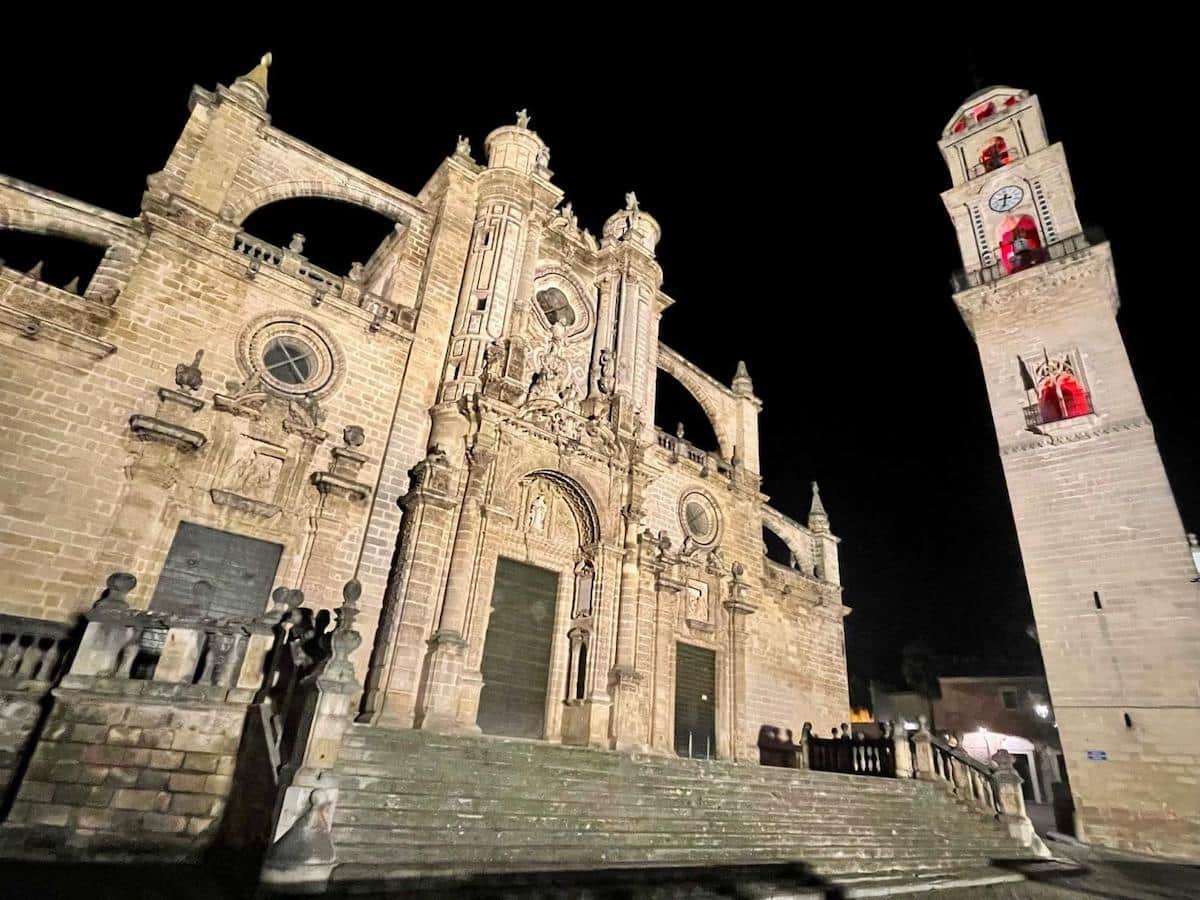 Catedral Jerez - Apartamentos Turísticos Antonio Parra