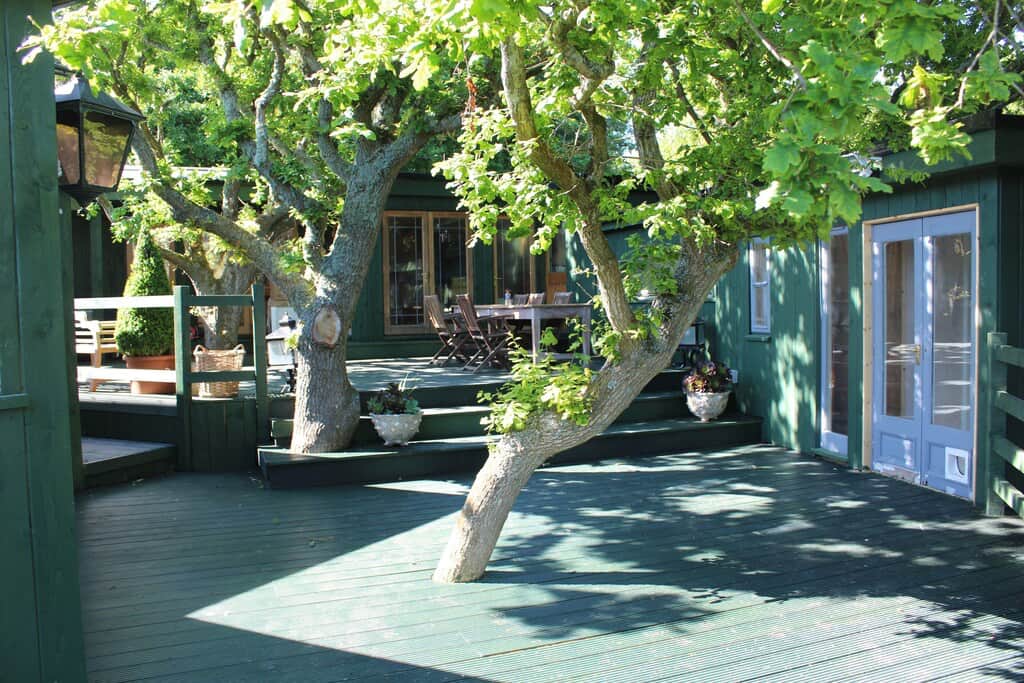 Outer decking area 