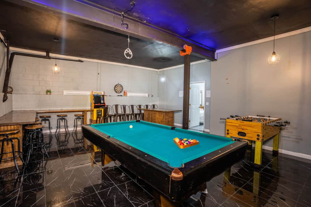 NEW game room -Bluetooth,  pool table, Pac Man machine, foosball table, LED/strobe lights