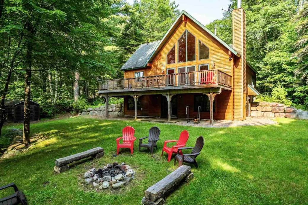 Wake up to golden light streaming through the pines. Sip coffee on the deck as the forest comes alive around you. End the night by the fire, toasting marshmallows, sharing campsite stories with loved ones, and listening to the quiet of the woods.