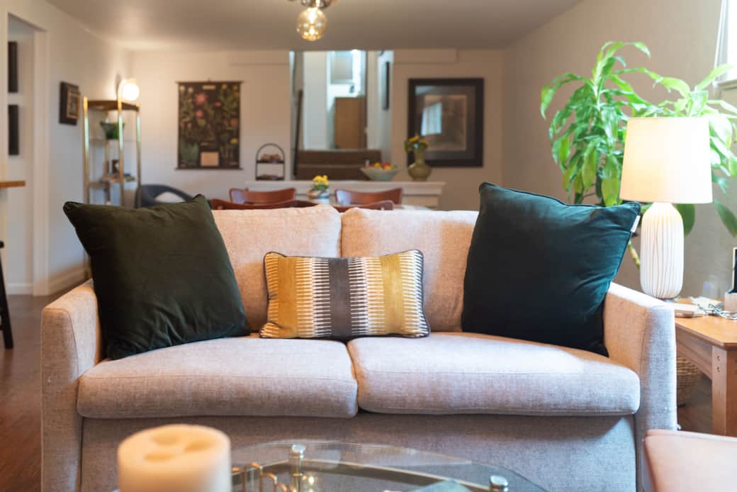 Living Room/Dining Room 