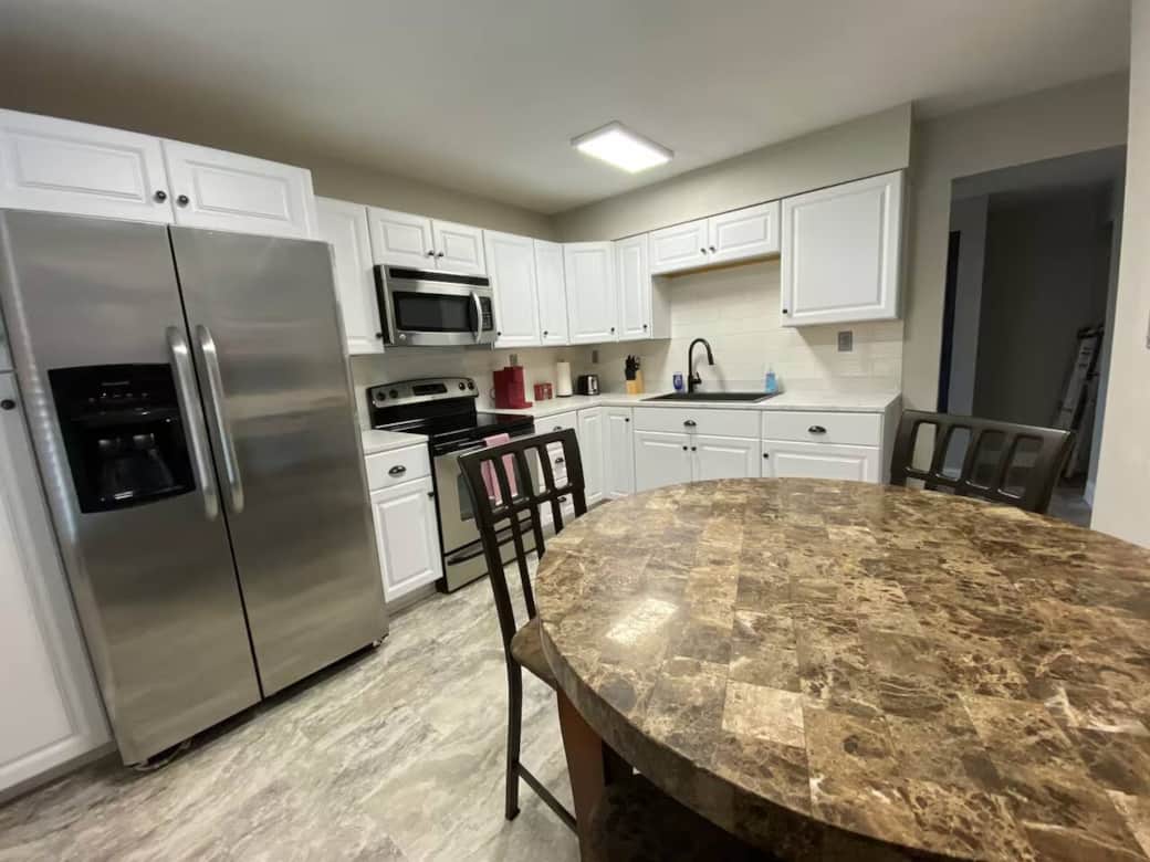 Big Kitchen with everything you need for preparing a great meal! Big Kitchen with everything you need for preparing a great meal!