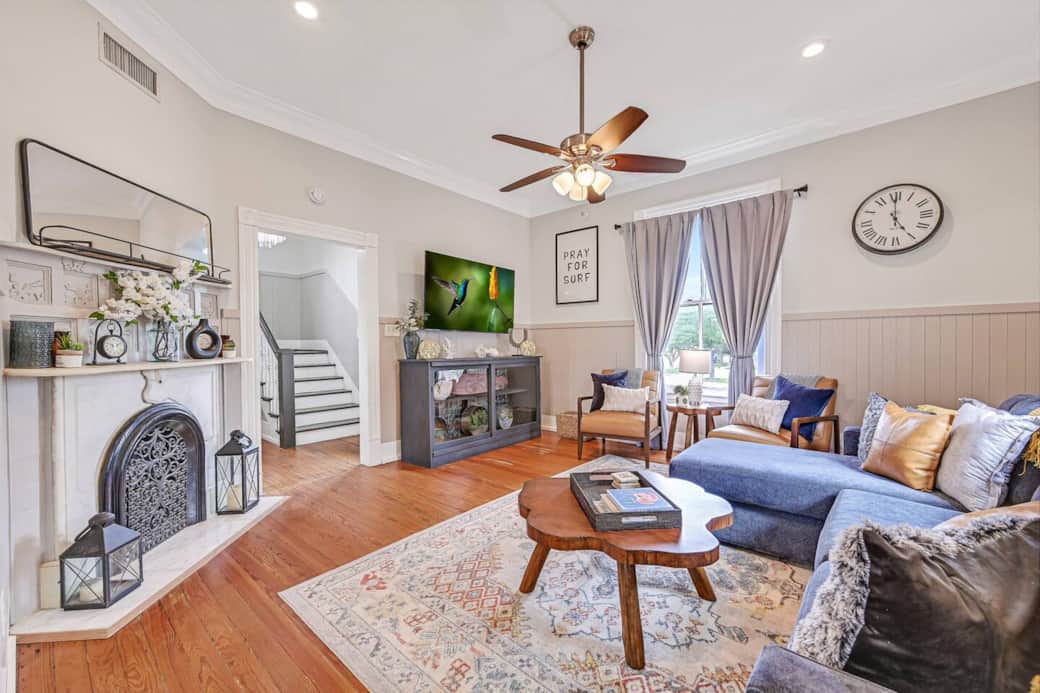 A large smart TV & vintage record player w/USB ports have been added recently! Enjoy the collection of vinyl records or bring your own!
Charging stations are located on the lamps & the table near the couches for your convenience. A large smart TV & vintage record player w/USB ports have been added recently! Enjoy the collection of vinyl records or bring your own!
Charging stations are located on the lamps & the table near the couches for your convenience.