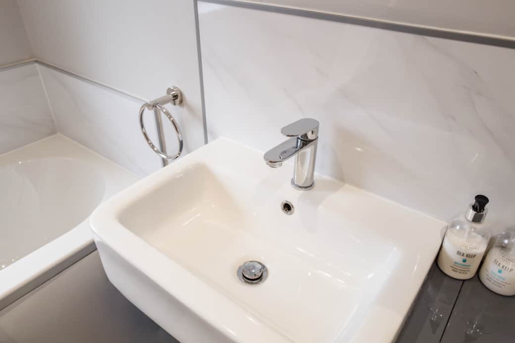 Main bathroom