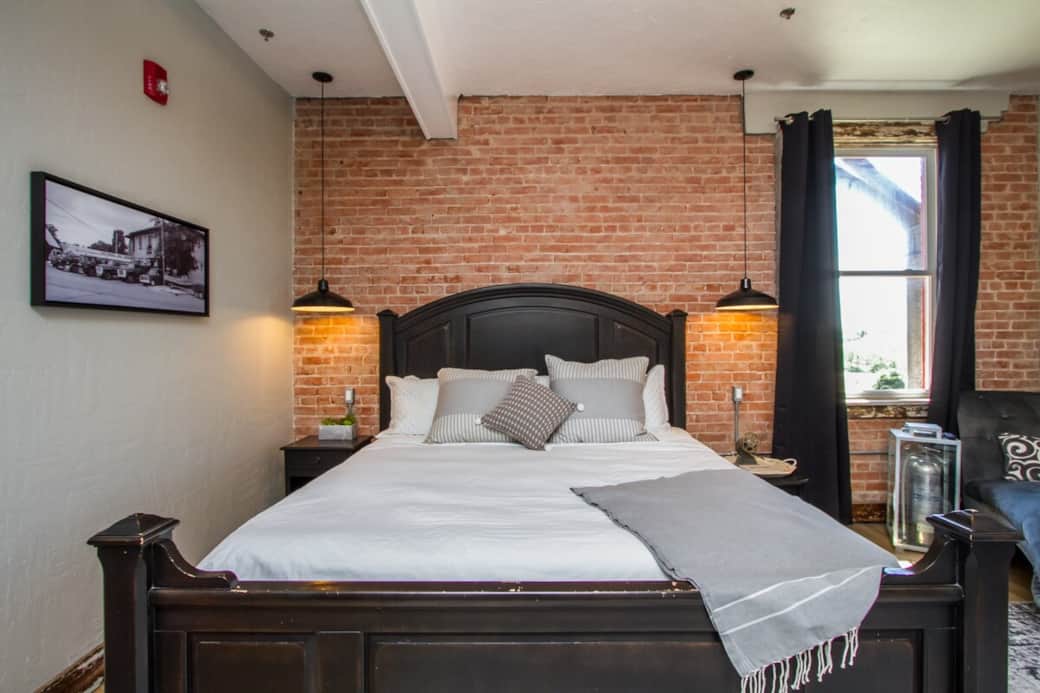 King size bed King size bed