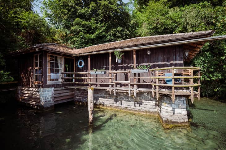 LakeVillaLotus Boathouse