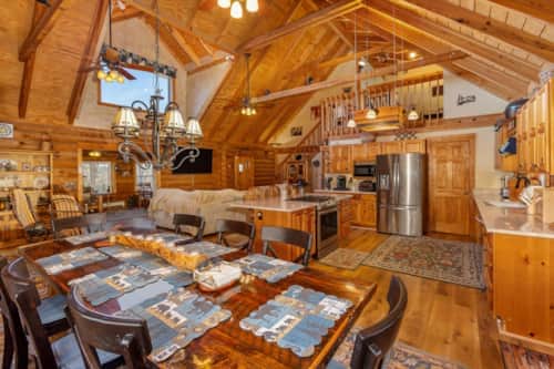 Oakland Bear Lair Dining Room