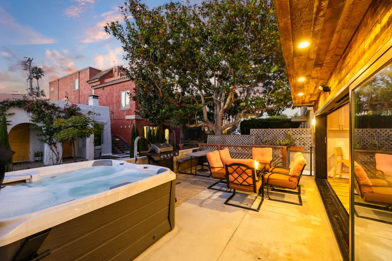 Outside Patio | Jacuzzi | Fire Place | 