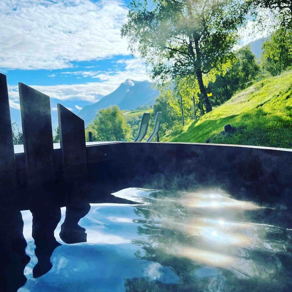 Jacuzzi Jacuzzi
