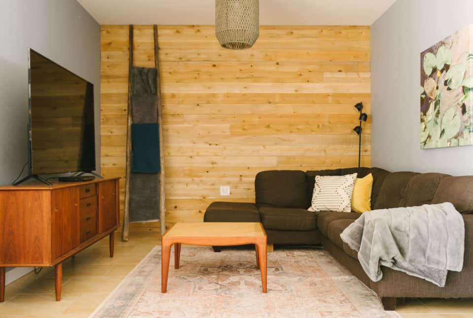 Vacation Rentals Prince Edward County Group & Dog Friendly Clarke