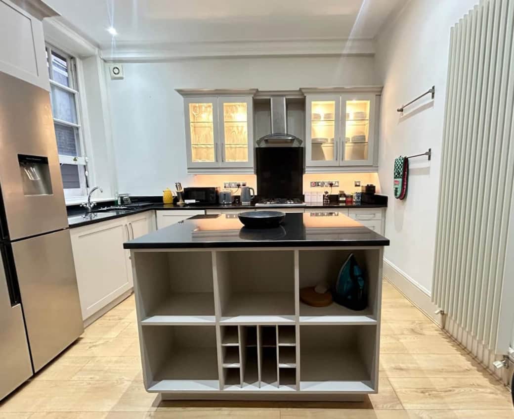 C4bafdde 6793 4d10 95aa dff5f7938851