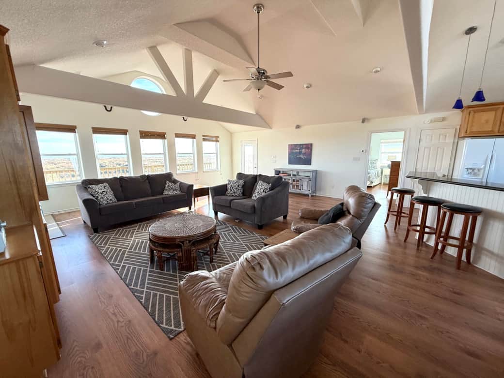 The living area has ample space for games, television, reading or simply enjoying the view. The living area has ample space for games, television, reading or simply enjoying the view.