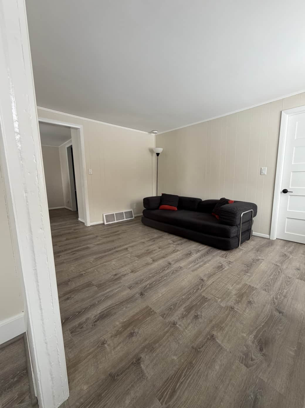 Image picker 734B247F 2AB9 480D B02A 66687B206925 31325 0000113322CB3BE8