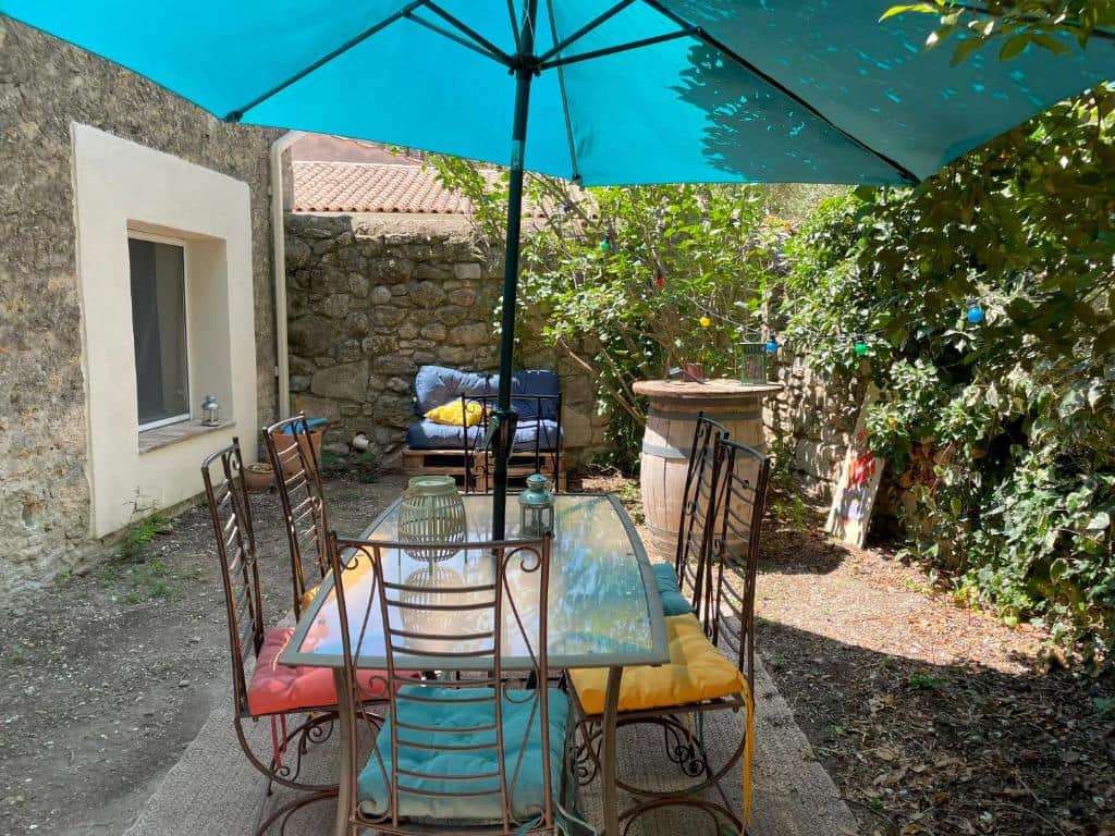 Table 6 personne du jardin privatif