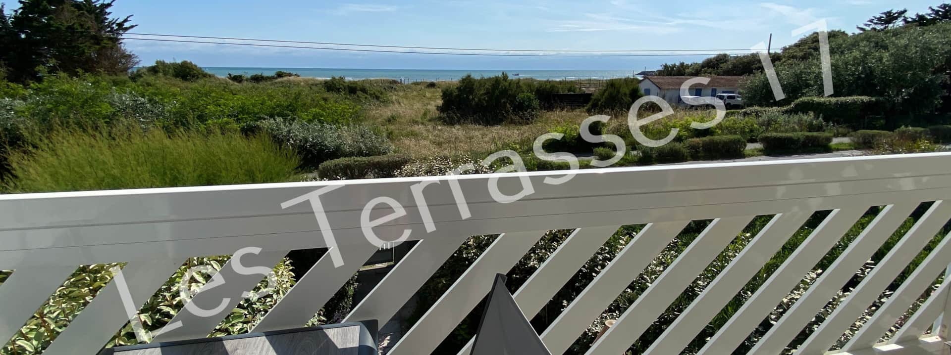 Remote-working space in a comfortable apartment on Île d’Oléron