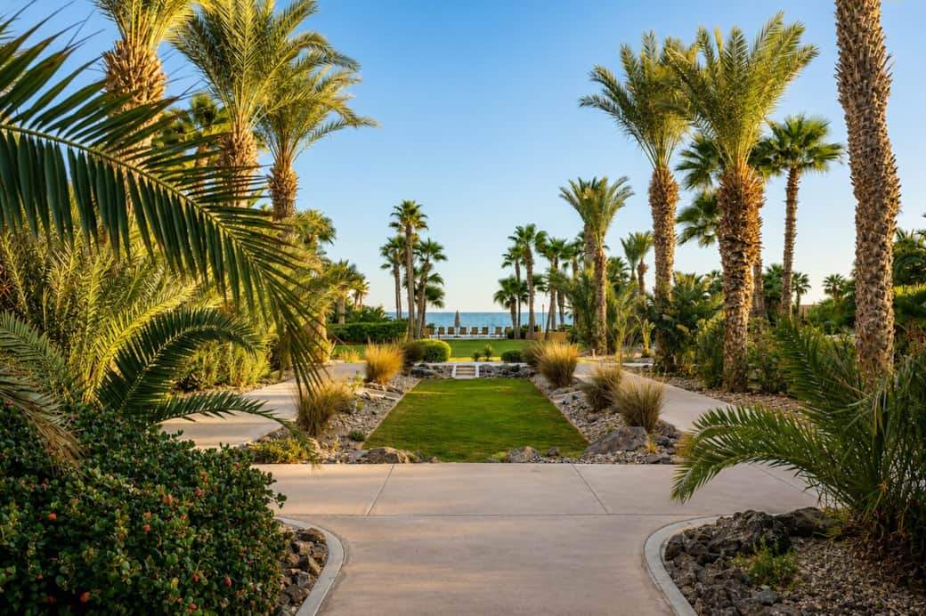 Bella Sirena grounds