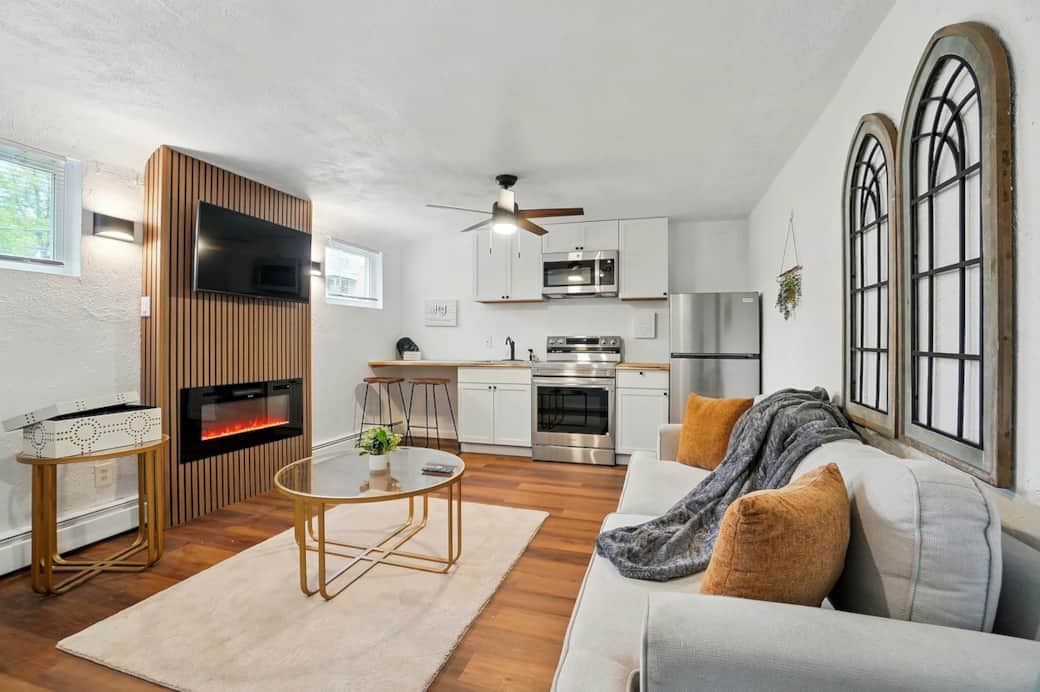 Living Room, Kitchen, and Dinning Area 